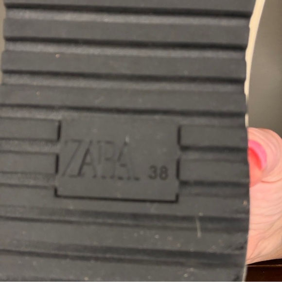 Zara Big kids Holographic Sneakers with Black Laces Size 38 - Picture 5 of 6